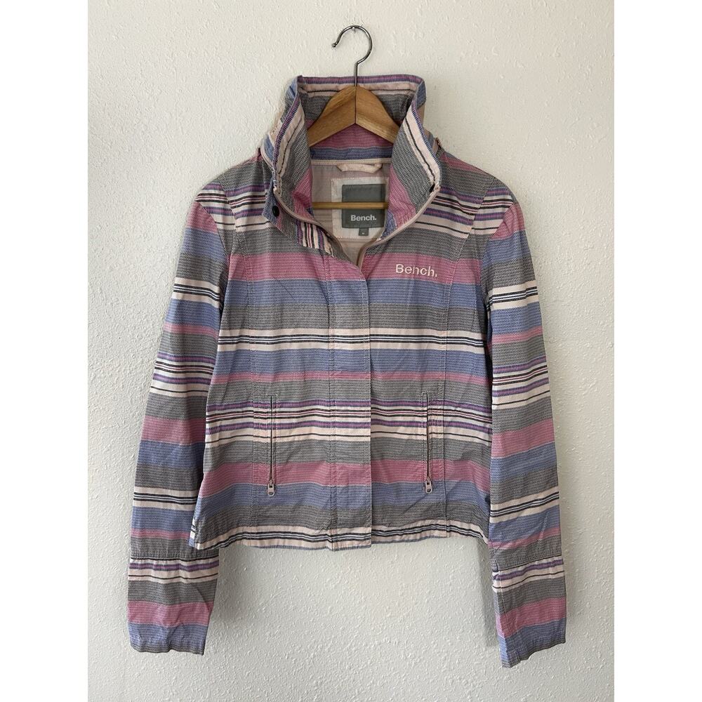 Bench. BBQ Stripe Active Jacket Womens M Multi Hidden Hood Outdoors Lightweight